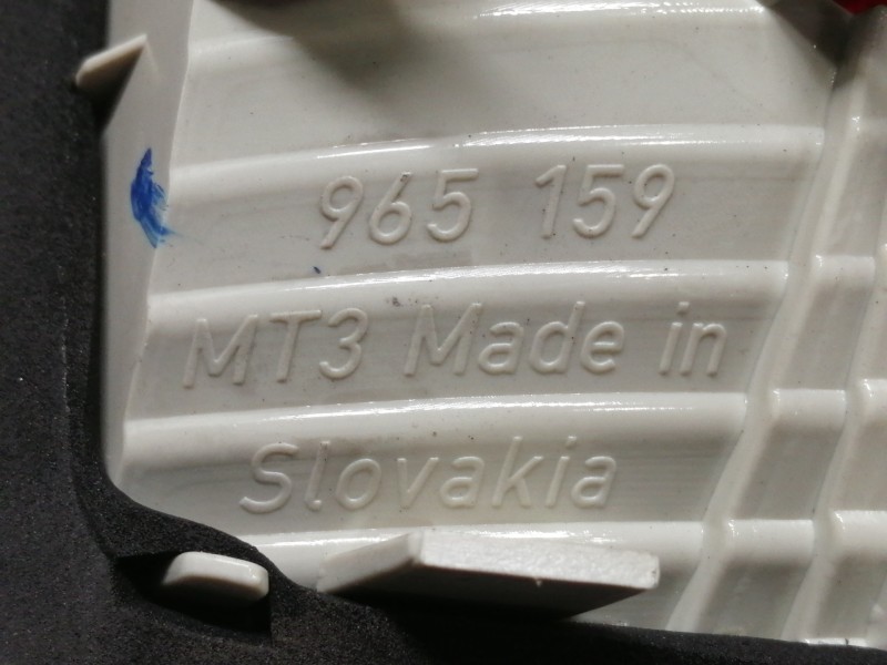 Recambio de piloto trasero izquierdo interior para audi a4 berlina (8e) 2.0 tdi 16v (103kw) referencia OEM IAM 96503801 8E594509