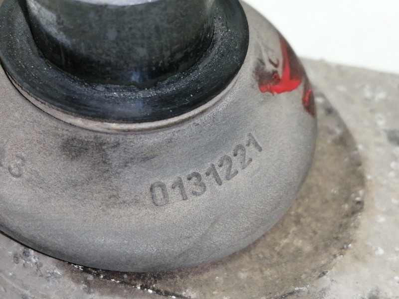 Recambio de brazo suspension inferior delantero izquierdo para opel insignia berlina cosmo referencia OEM IAM 0131221  