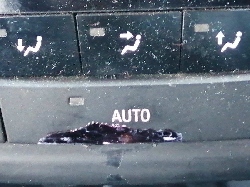 Recambio de mando calefaccion / aire acondicionado para opel insignia berlina cosmo referencia OEM IAM 13273095  