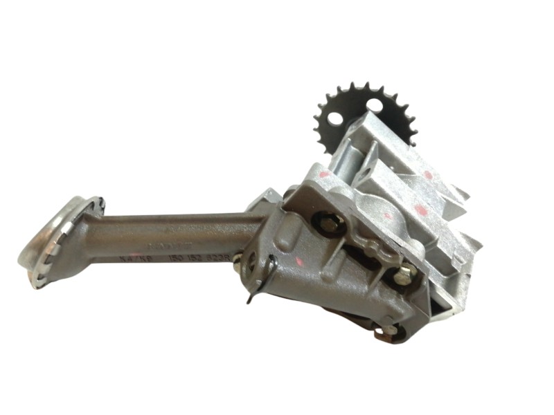 Recambio de bomba aceite para dacia sandero ambiance referencia OEM IAM 8200307174  