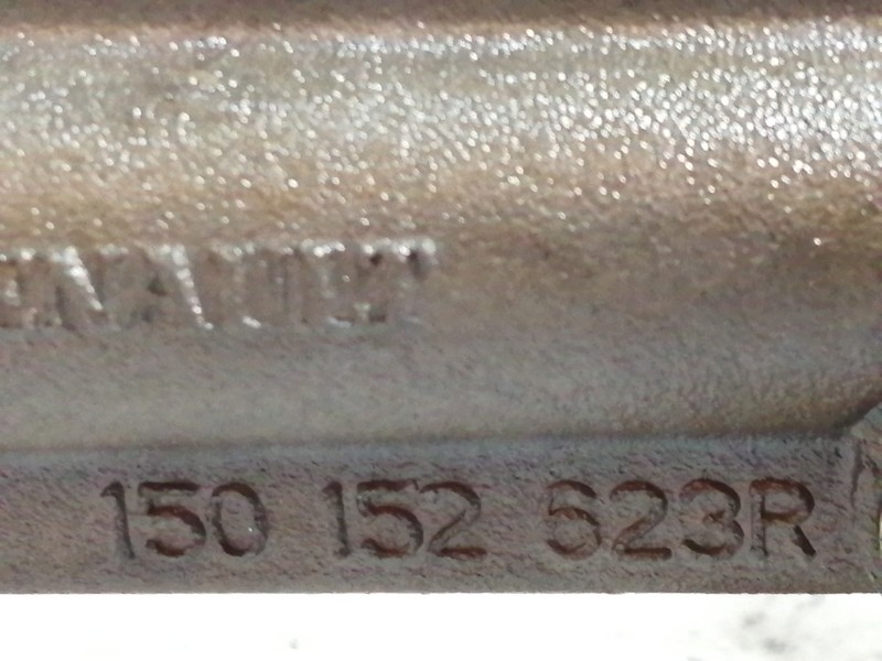 Recambio de bomba aceite para dacia sandero ambiance referencia OEM IAM 8200307174  