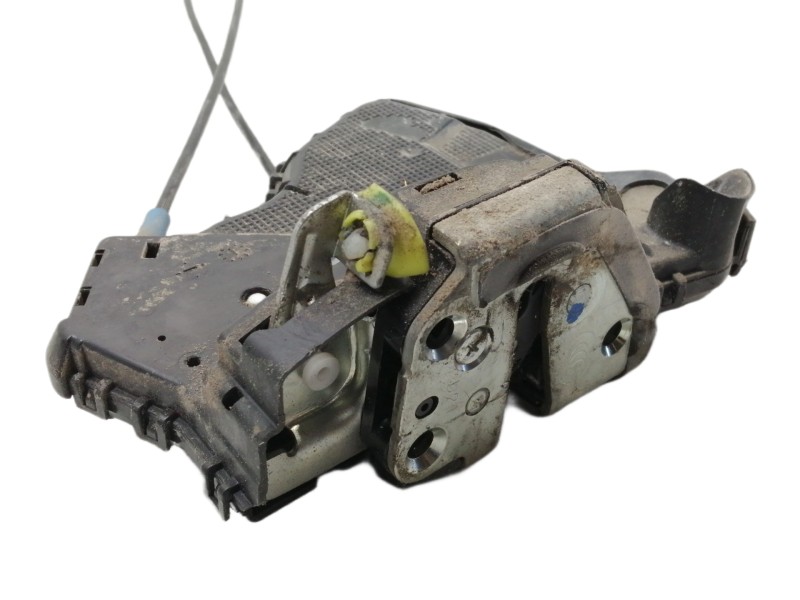 Recambio de cerradura puerta delantera izquierda para toyota auris active referencia OEM IAM A046693  