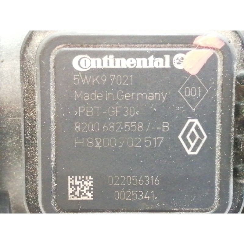 Recambio de caudalimetro para dacia sandero ambiance referencia OEM IAM 8200682558B  