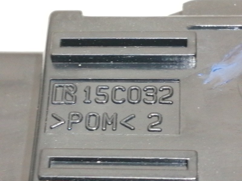 Recambio de interruptor para toyota auris active referencia OEM IAM 15C032  