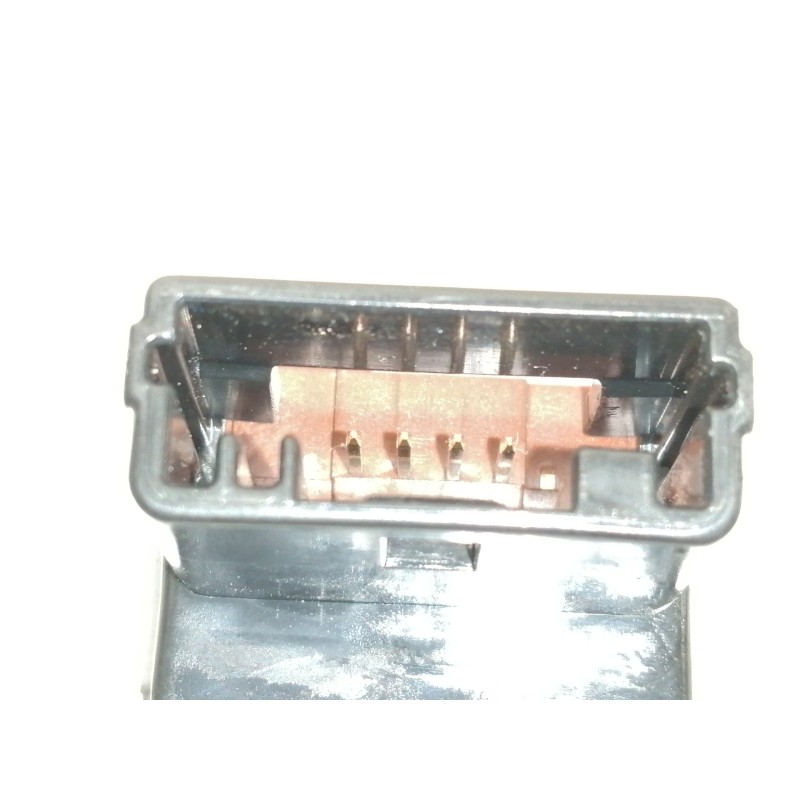 Recambio de interruptor para toyota auris active referencia OEM IAM 15C032  