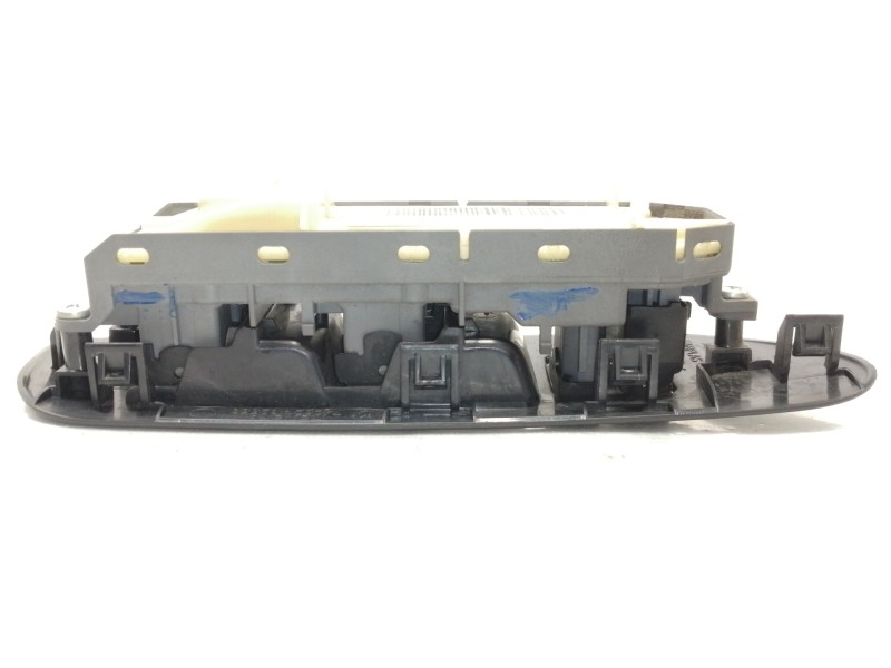 Recambio de mando elevalunas delantero izquierdo para toyota auris active referencia OEM IAM 7423202550  