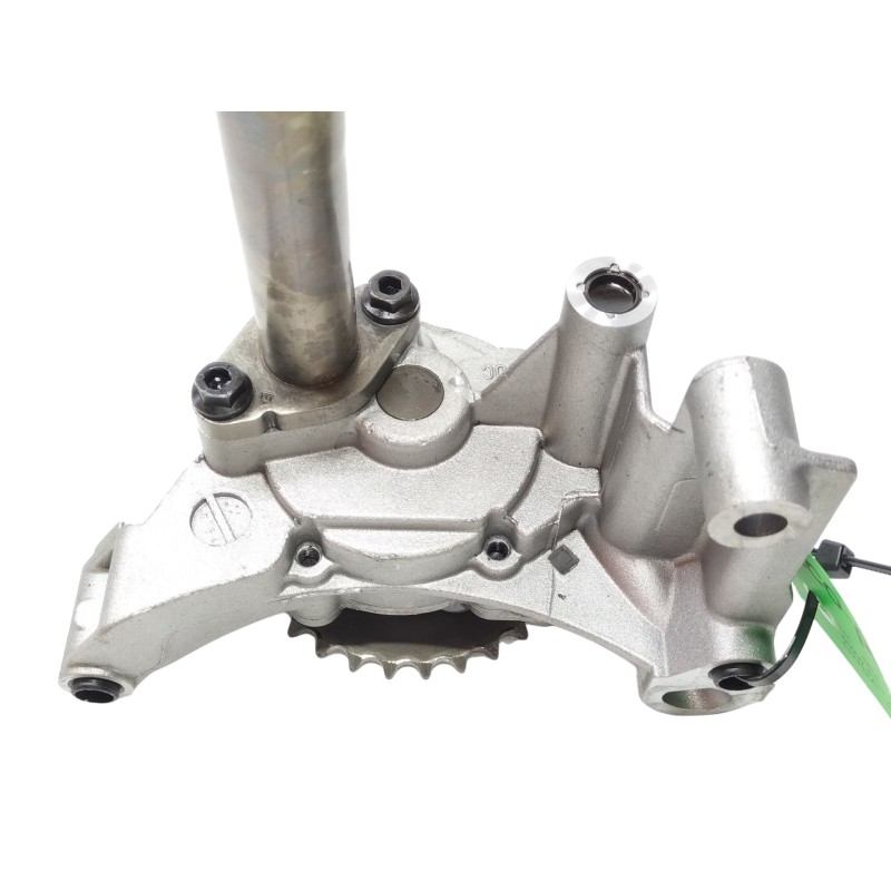 Recambio de bomba aceite para seat alhambra (7v9) stella referencia OEM IAM 06A115121  
