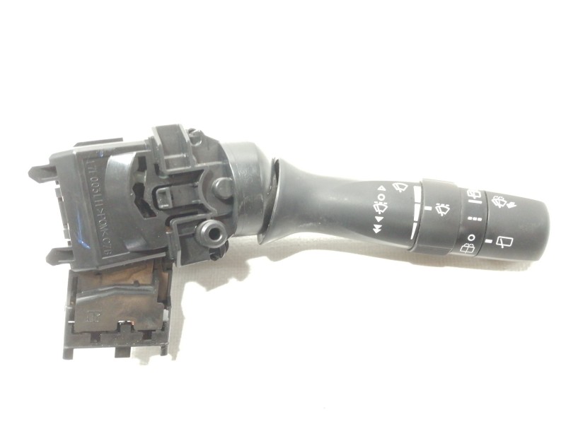 Recambio de mando limpia para toyota auris active referencia OEM IAM 17F003  