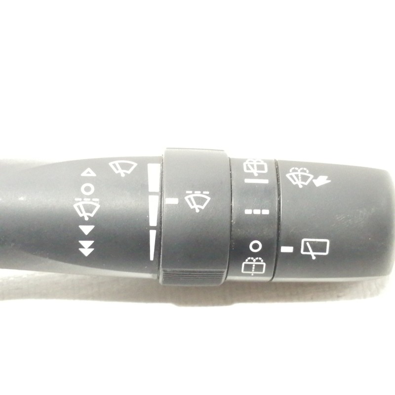 Recambio de mando limpia para toyota auris active referencia OEM IAM 17F003  