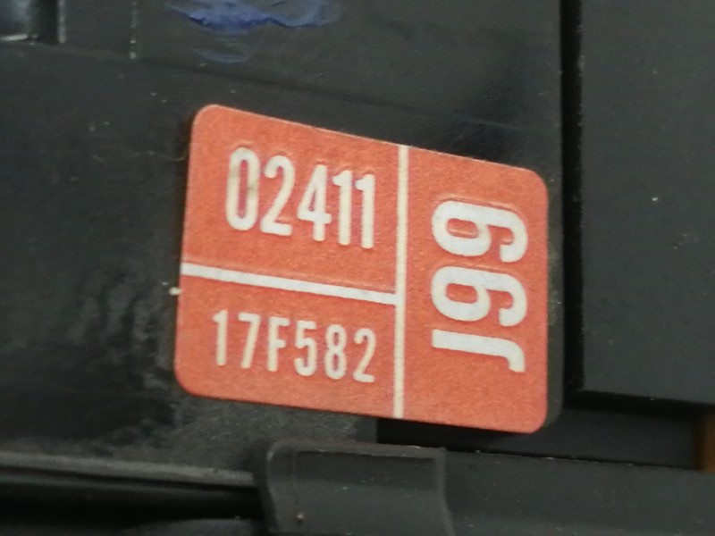 Recambio de mando limpia para toyota auris active referencia OEM IAM 17F003  