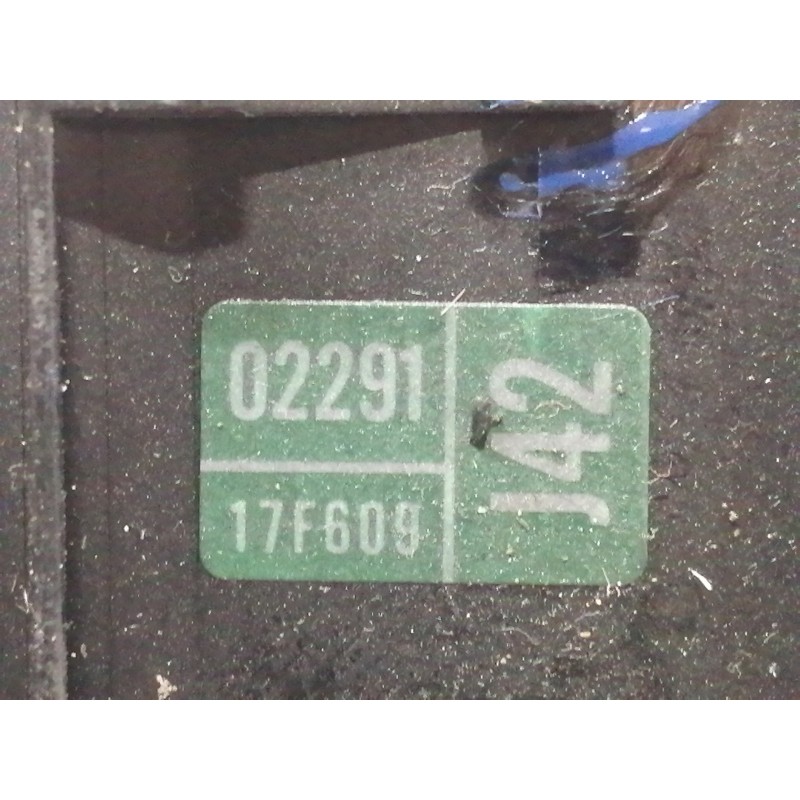 Recambio de mando luces para toyota auris active referencia OEM IAM 17F001  