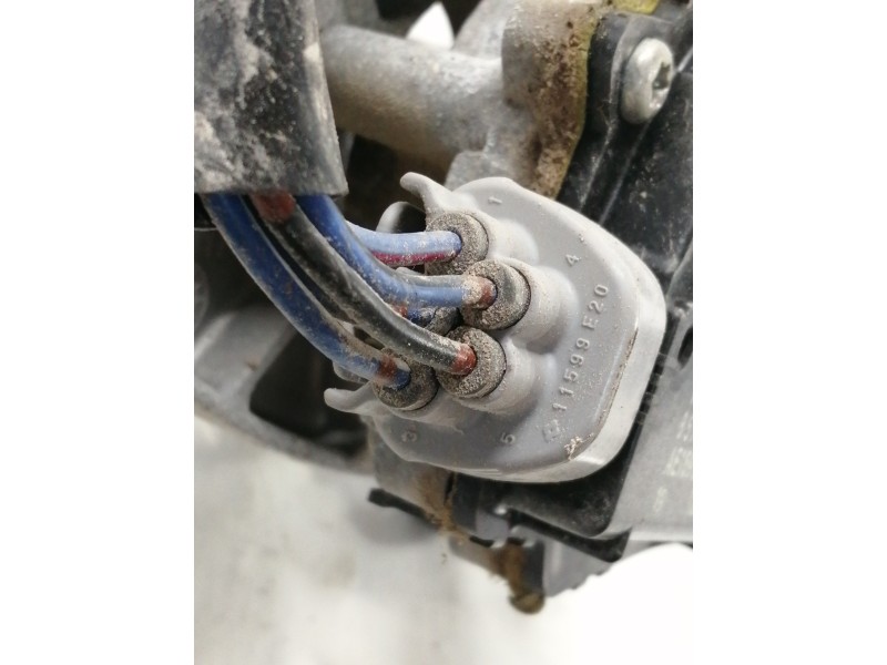 Recambio de motor limpia delantero para toyota auris active referencia OEM IAM AE1593000831 8511002190 