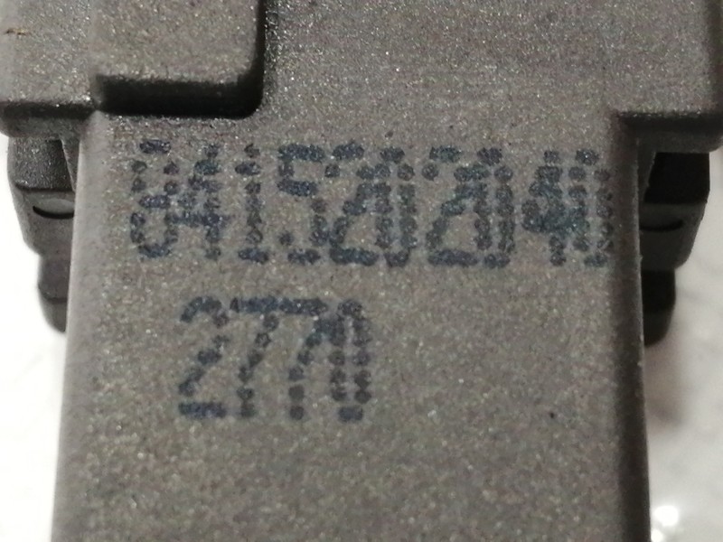 Recambio de mando luces para toyota auris active referencia OEM IAM 8415202040  