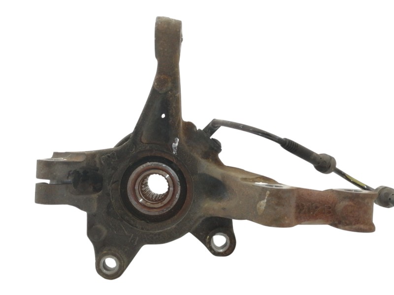 Recambio de mangueta delantera izquierda para dacia sandero ambiance referencia OEM IAM   