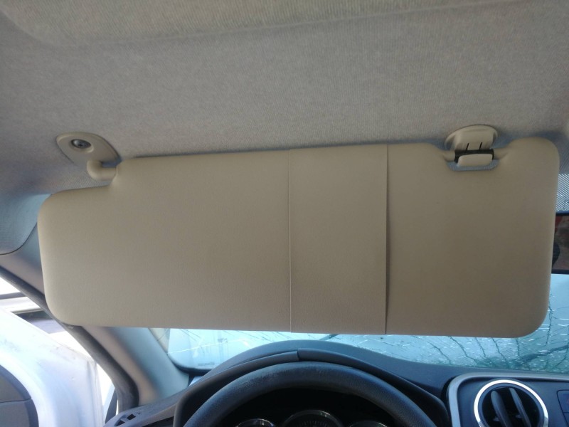Recambio de parasol izquierdo para dacia sandero ambiance referencia OEM IAM 964012342R  