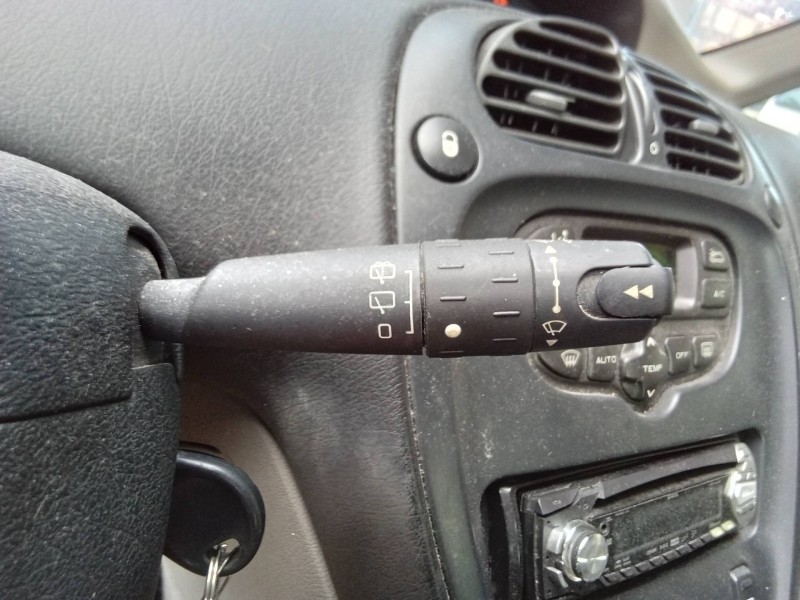 Recambio de mando limpia para citroën xsara picasso 1.6 básico referencia OEM IAM 96172873ZL 61580038 