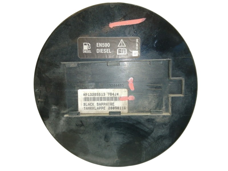 Recambio de tapa exterior combustible para opel insignia berlina cosmo referencia OEM IAM 13267340  