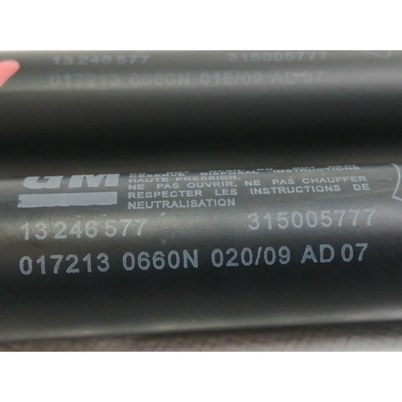 Recambio de amortiguadores maletero / porton para opel insignia berlina cosmo referencia OEM IAM 13246577  