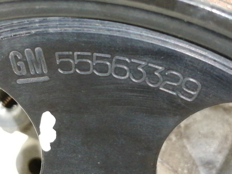 Recambio de bomba direccion para opel insignia berlina cosmo referencia OEM IAM 55563329  