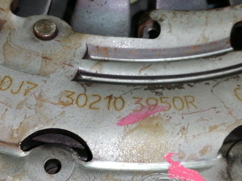 Recambio de kit embrague para dacia sandero ambiance referencia OEM IAM 301012572R  