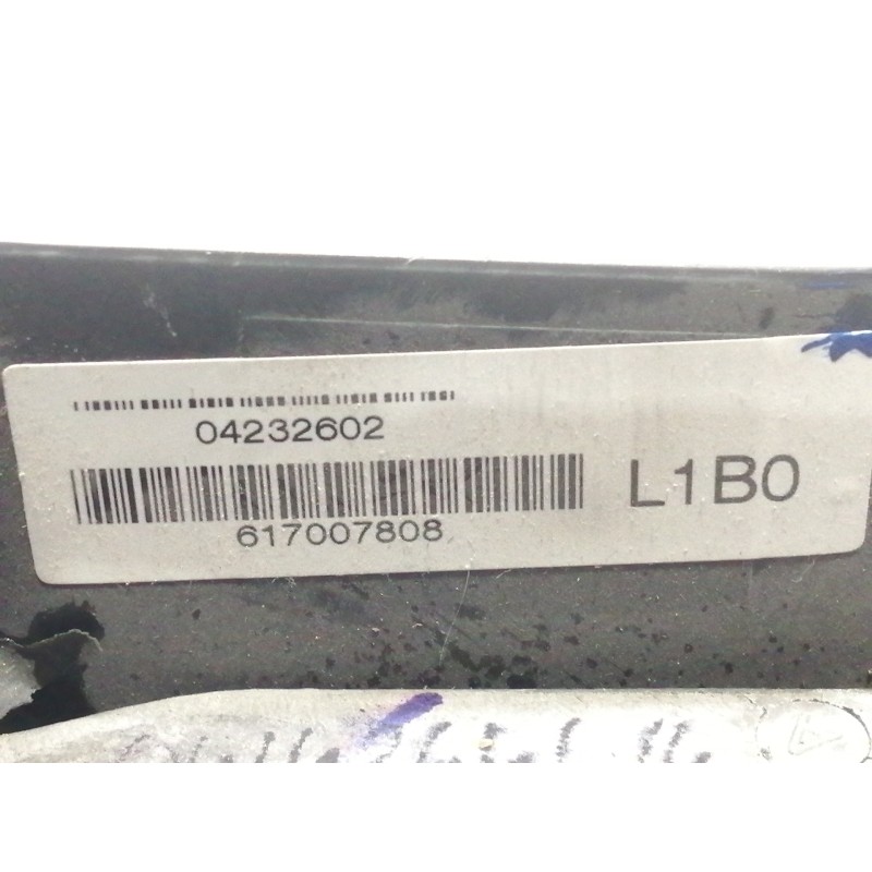 Recambio de volante para toyota auris active referencia OEM IAM 617007808  