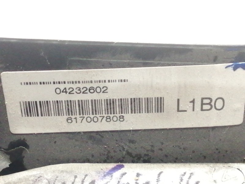 Recambio de volante para toyota auris active referencia OEM IAM 617007808  