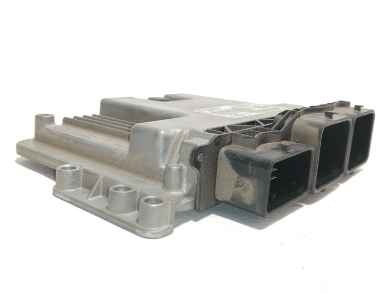 Recambio de centralita motor uce para peugeot 2008 (--.2013) allure referencia OEM IAM 0281030546 EDC17C10 9666729580