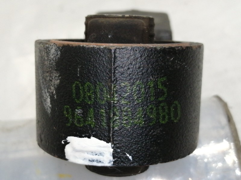 Recambio de soporte motor trasero para fiat scudo furgón (272) 10 l1h1 130 multijet referencia OEM IAM 9641884980  