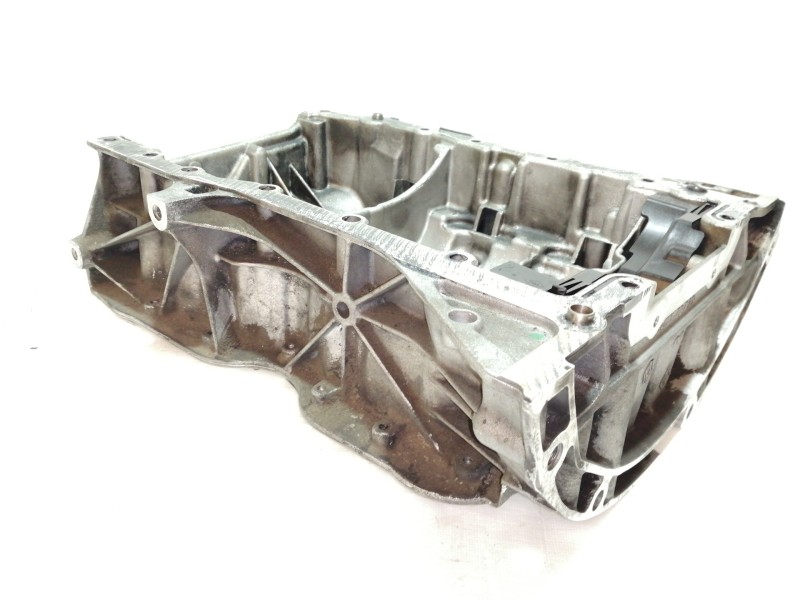 Recambio de carter para renault koleos dynamique pack2 referencia OEM IAM 8200672739  