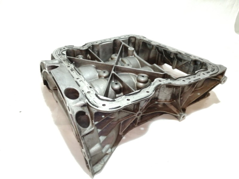 Recambio de carter para renault koleos dynamique pack2 referencia OEM IAM 8200672739  