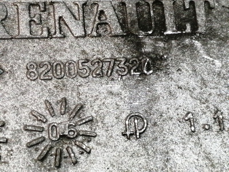 Recambio de soporte alternador para renault koleos dynamique pack2 referencia OEM IAM 8200527320  