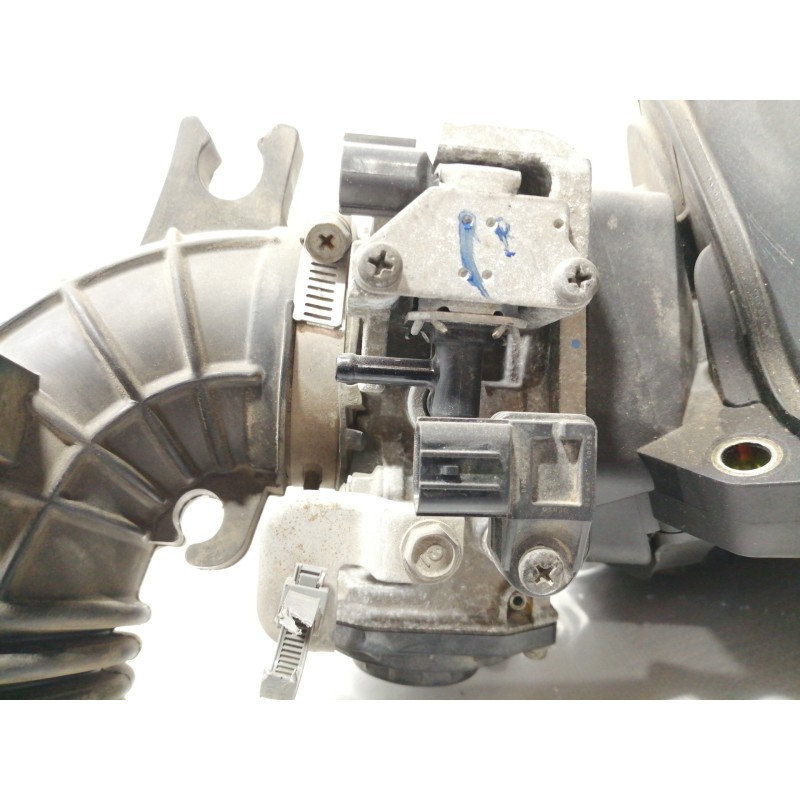 Recambio de colector admision para honda cr-v (rd8) es referencia OEM IAM 17100PNCJ0  