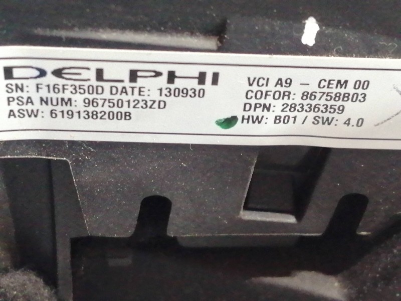 Recambio de volante para peugeot 2008 (--.2013) allure referencia OEM IAM 96750123ZD  