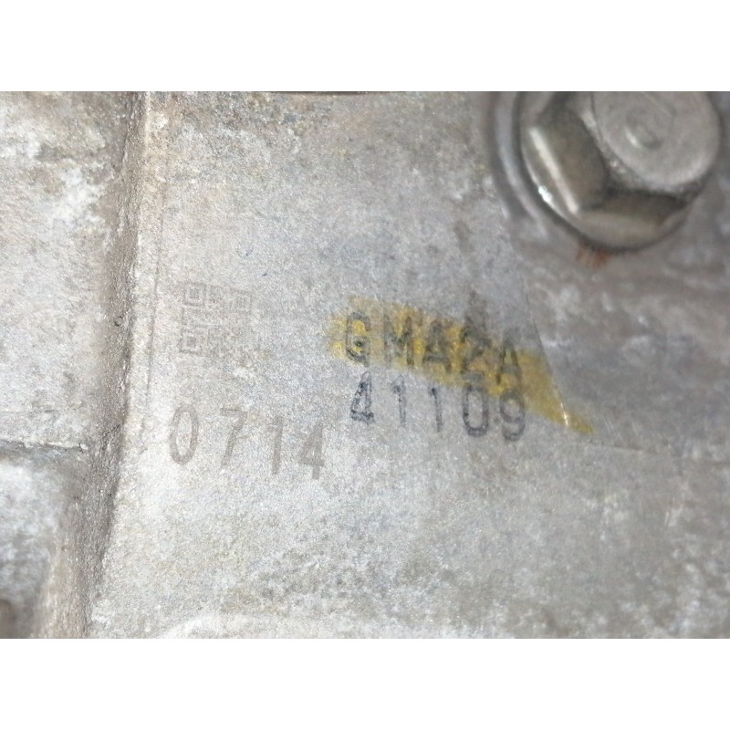 Recambio de colector admision para honda cr-v (rd8) es referencia OEM IAM 17100PNCJ0  