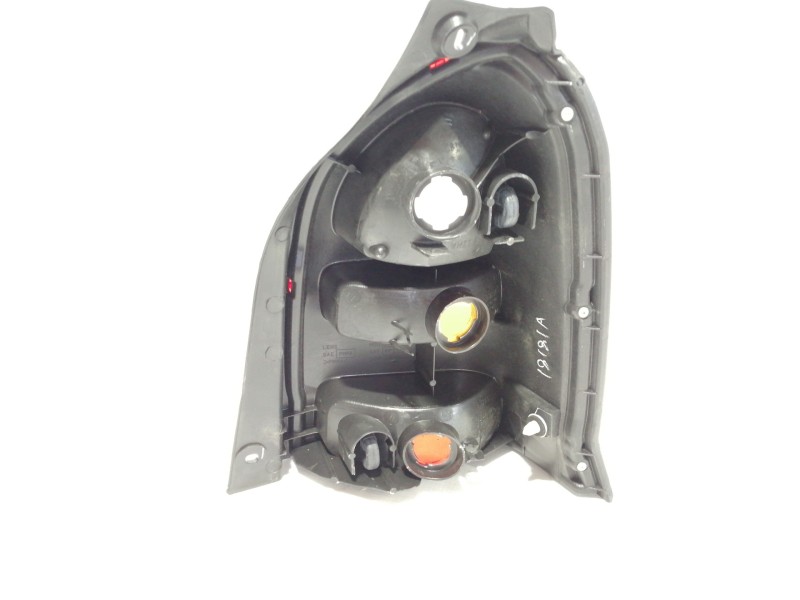 Recambio de piloto trasero izquierdo para suzuki alto rf 410 (ff) básico referencia OEM IAM 16970200L  