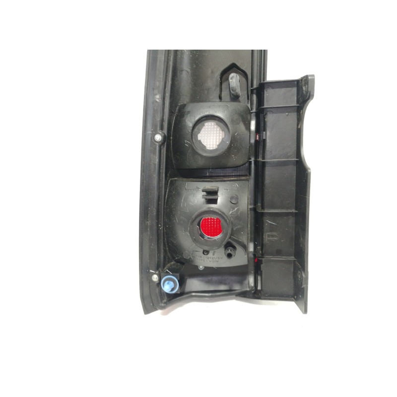 Recambio de piloto trasero izquierdo para suzuki jimny sn (fj) techo metálico referencia OEM IAM 13232091  