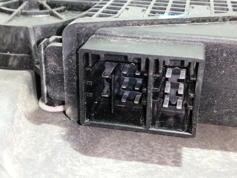 Recambio de elevalunas trasero derecho para skoda roomster (5j7) friend referencia OEM IAM 6Y0959812 402042E 