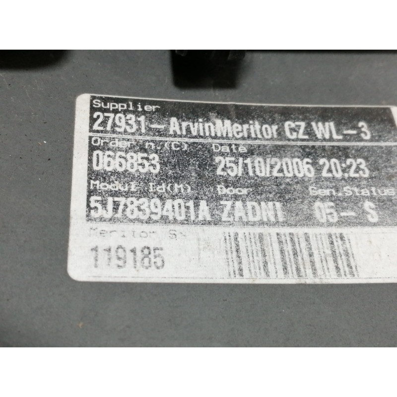 Recambio de elevalunas trasero izquierdo para skoda roomster (5j7) friend referencia OEM IAM 5J7839401A 402043E 440777D4