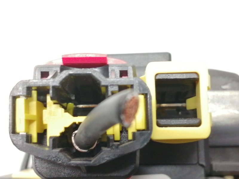 Recambio de caja reles / fusibles para peugeot 2008 (--.2013) allure referencia OEM IAM 9666232680  