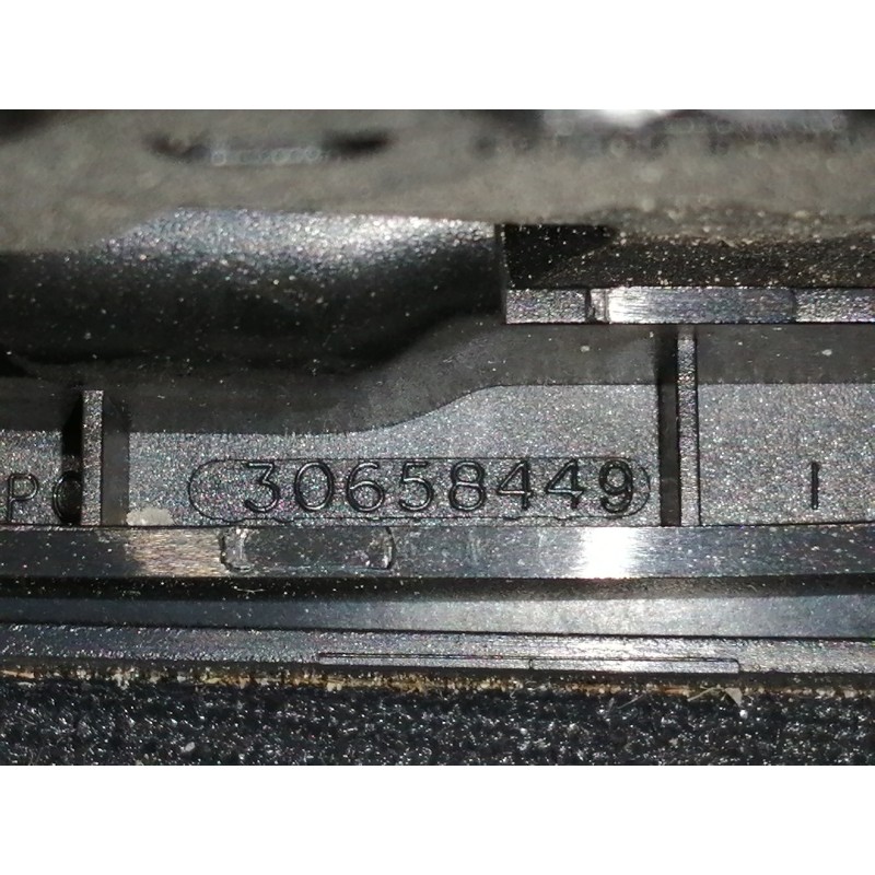 Recambio de mando elevalunas trasero derecho para volvo s40 berlina 2.0 d kinetic referencia OEM IAM 8679681 03451400 65884