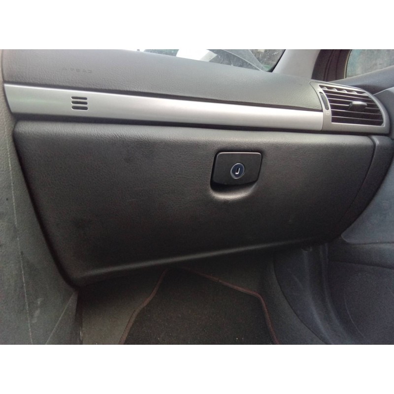 Recambio de guantera para peugeot 407 2.0 16v cat (rfj / ew10a) referencia OEM IAM   