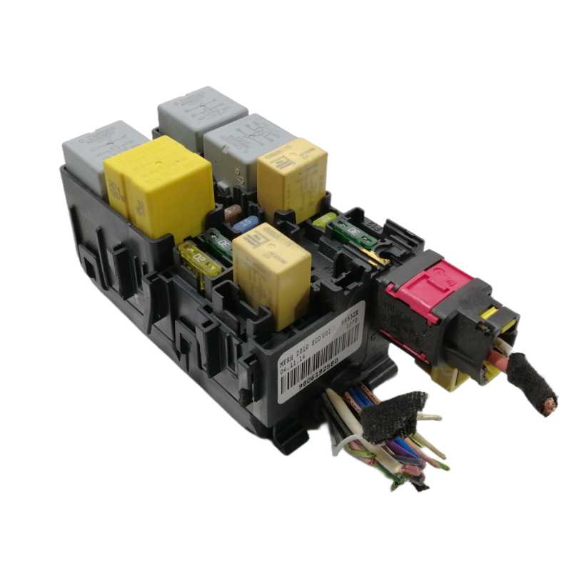 Recambio de caja reles / fusibles para citroën c4 picasso 1.6 e-hdi fap referencia OEM IAM 9806192580 V3315733728201037 66652X