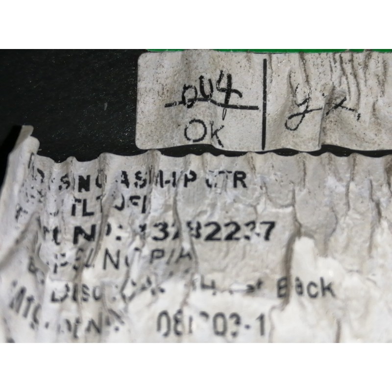 Recambio de pantalla multifuncion para opel insignia berlina cosmo referencia OEM IAM 13233977F  