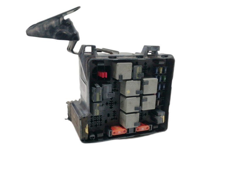 Recambio de caja reles / fusibles para saab 9-5 familiar 2.2 tid linear referencia OEM IAM 5243290  