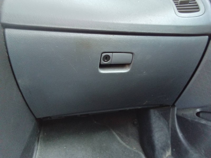 Recambio de guantera para nissan primera berlina (p12) acenta referencia OEM IAM 68520AV600 30230M 