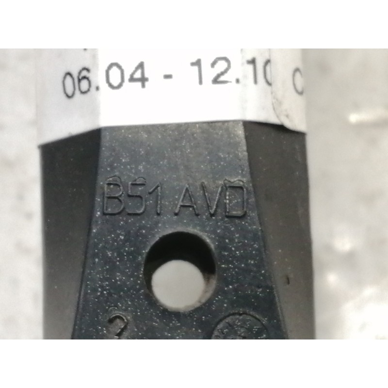 Recambio de retenedor puerta para citroën c4 berlina lx referencia OEM IAM B51AVD  