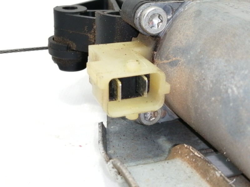 Recambio de elevalunas trasero derecho para saab 9-5 familiar 2.2 tid linear referencia OEM IAM 117999XXX  