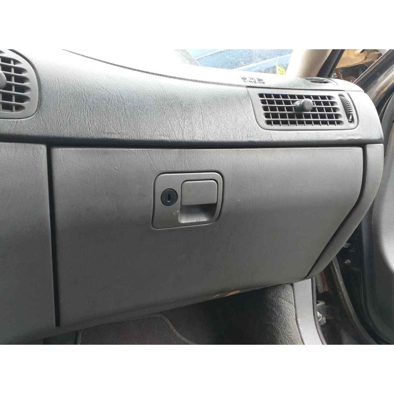 Recambio de guantera para saab 9-5 familiar 2.2 tid linear referencia OEM IAM   