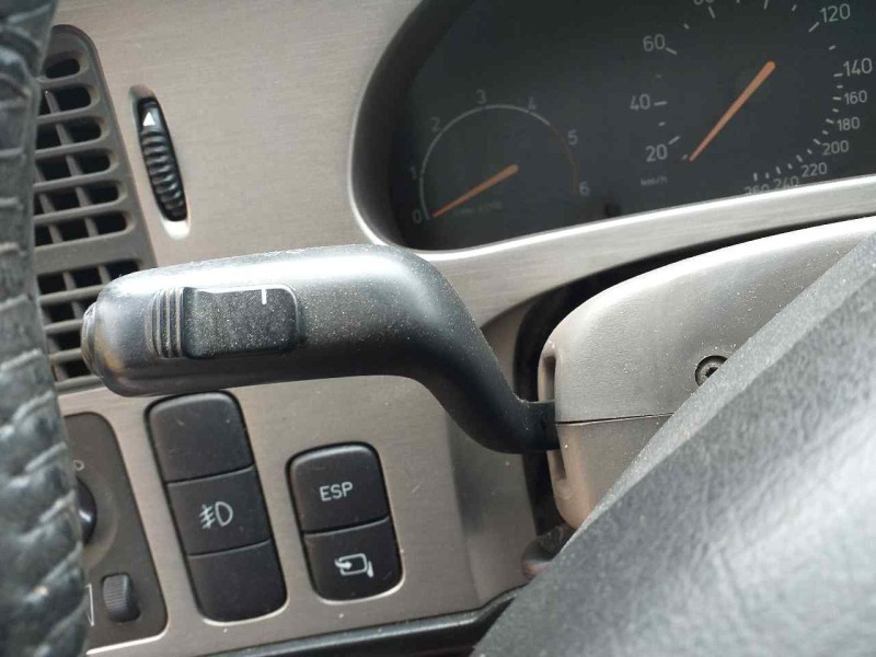 Recambio de mando intermitentes para saab 9-5 familiar 2.2 tid linear referencia OEM IAM 173610  
