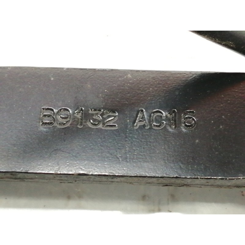 Recambio de enganche cinturon delantero izquierdo para citroën c4 coupe vtr plus referencia OEM IAM B9132AC16 501581804 